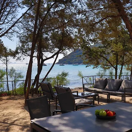 Hotel Hôtel&lodges Moby Dick 4*