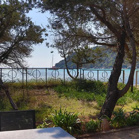 Hôtel&lodges Moby Dick Porto-Vecchio (Corsica)