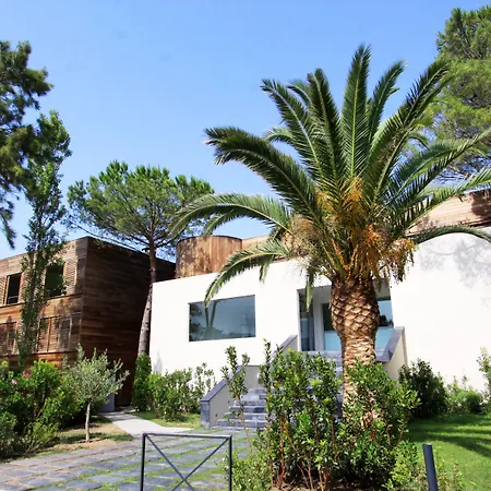 Hôtel&lodges Moby Dick Porto-Vecchio (Corsica)