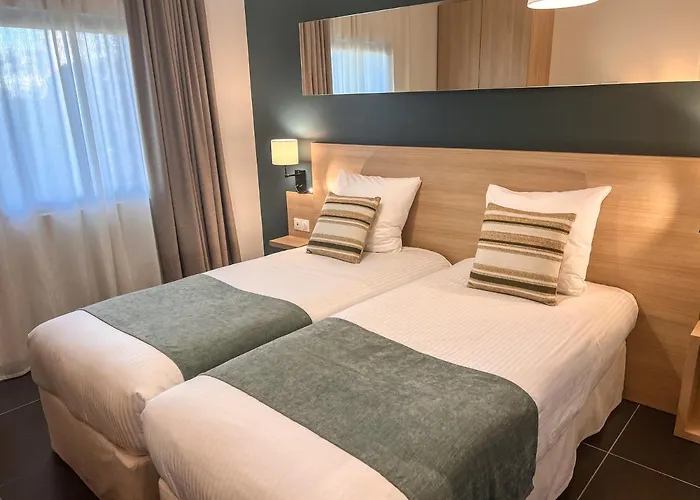 Hôtel&lodges Moby Dick Porto-Vecchio (Corsica)