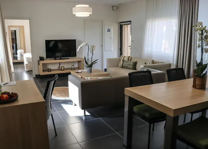 Hôtel&lodges Moby Dick Porto-Vecchio (Corsica)