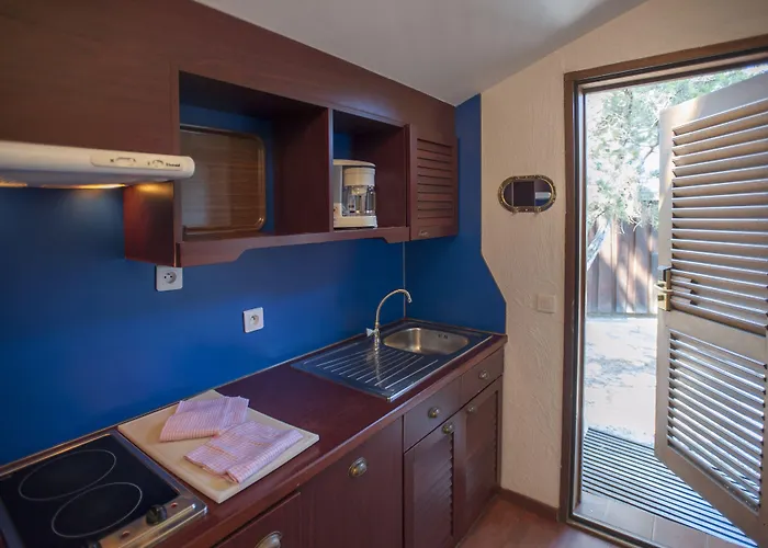 Hotel Hôtel&lodges Moby Dick Porto-Vecchio (Corsica)