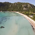 Hôtel&lodges Moby Dick Porto-Vecchio (Corsica)