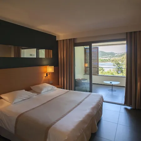 Hotel & Moby Dick Porto-Vecchio (Corsica)