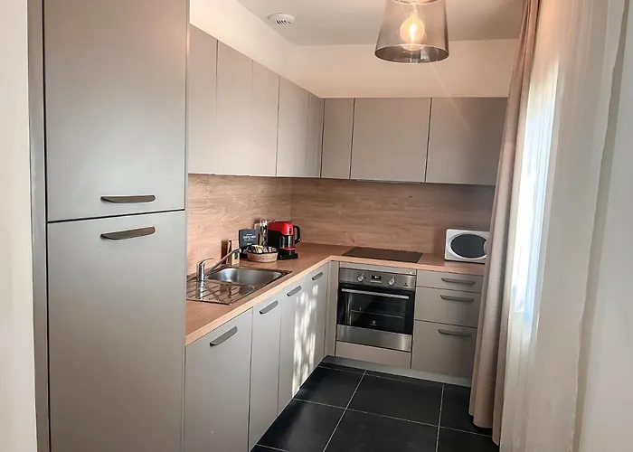 Hôtel&lodges Moby Dick Hotel 4*